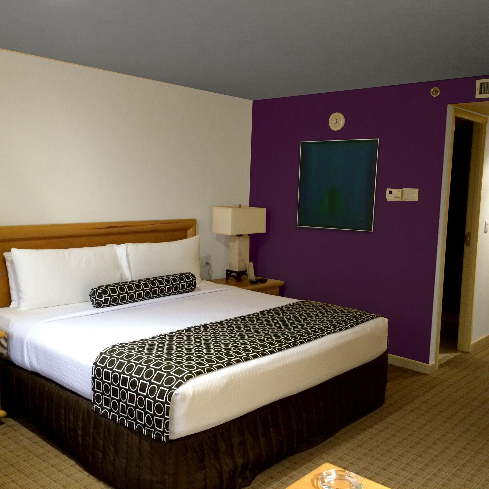 Gamma By Fiesta Americ Xalapa Nubara Exterior foto A room at the Best Western Premier Hotel Royal